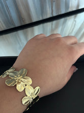 Load image into Gallery viewer, Flower Cuff Bracelet
