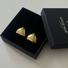 Load image into Gallery viewer, Mila Earrings

