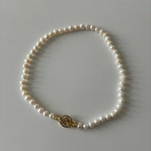 Load image into Gallery viewer, Ver Pearl Necklace
