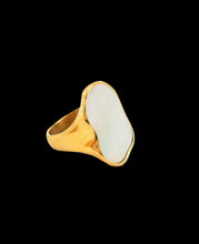 Load image into Gallery viewer, Elle Pearl Ring
