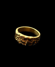 Load image into Gallery viewer, Gigi Texture Ring

