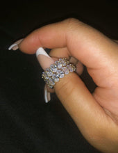 Load image into Gallery viewer, Oval Cut Band - ANGIE MAR 
