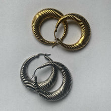 Load image into Gallery viewer, Dee Oval Hoops - ANGIE MAR 
