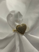 Load image into Gallery viewer, Bulky Heart Ring
