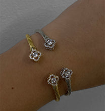 Load image into Gallery viewer, Luna Cable Classic Bracelet
