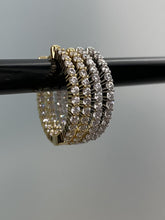 Load image into Gallery viewer, Gen Small Hoops - ANGIE MAR 
