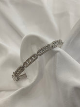 Load image into Gallery viewer, Noor Bangle
