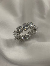 Load image into Gallery viewer, Pear Stone Band
